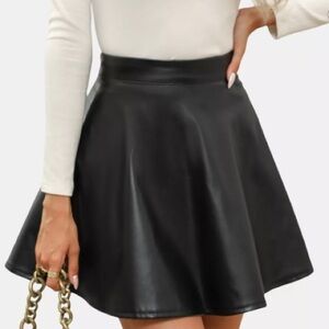 Women's Faux Leather A-Line Mini Skirt - Cupshe